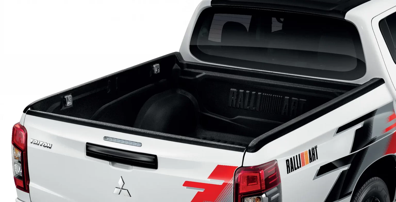 triton-ralliart-accessories-bed-iner-update